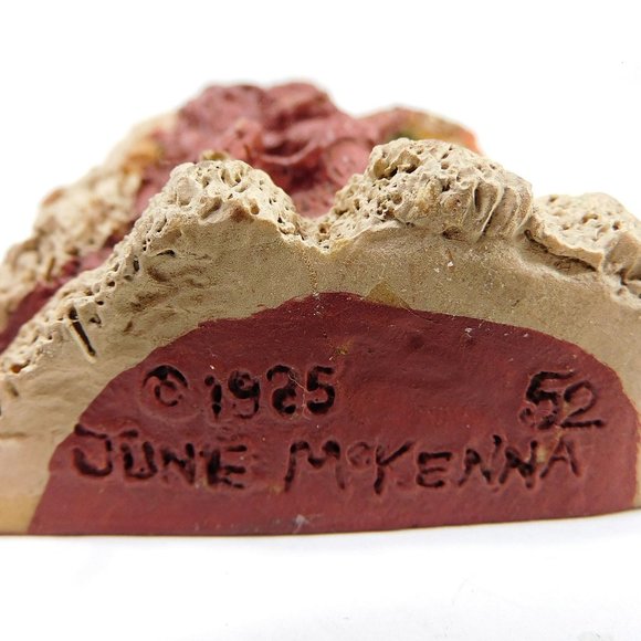 Vintage Folk Art Style Santa Claus Flat Back Figurine June McKenna 1985 Signed - Picture 6 of 6